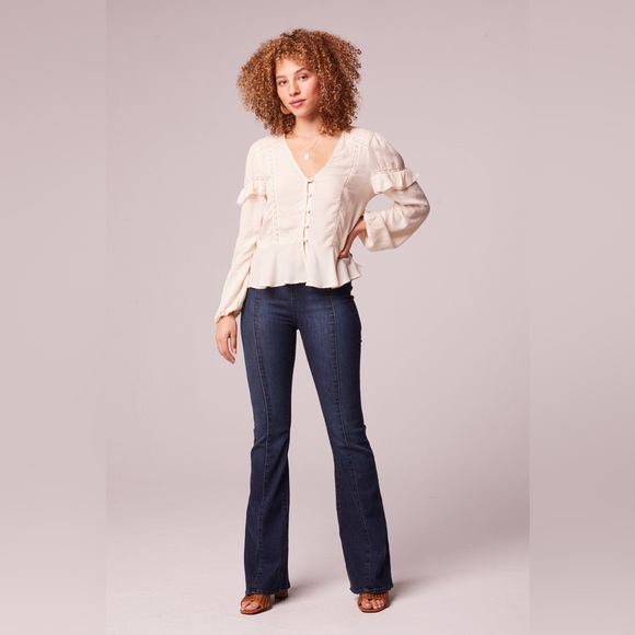 Band Of The Free SANDY CREAM RUFFLE LONG SLEEVE TOP - Picture 5 of 5